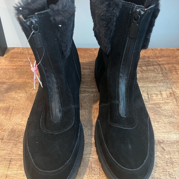 NWOB/ Blondo Hostel Women's Boots / waterproof/ Size 10 - Picture 1 of 6
